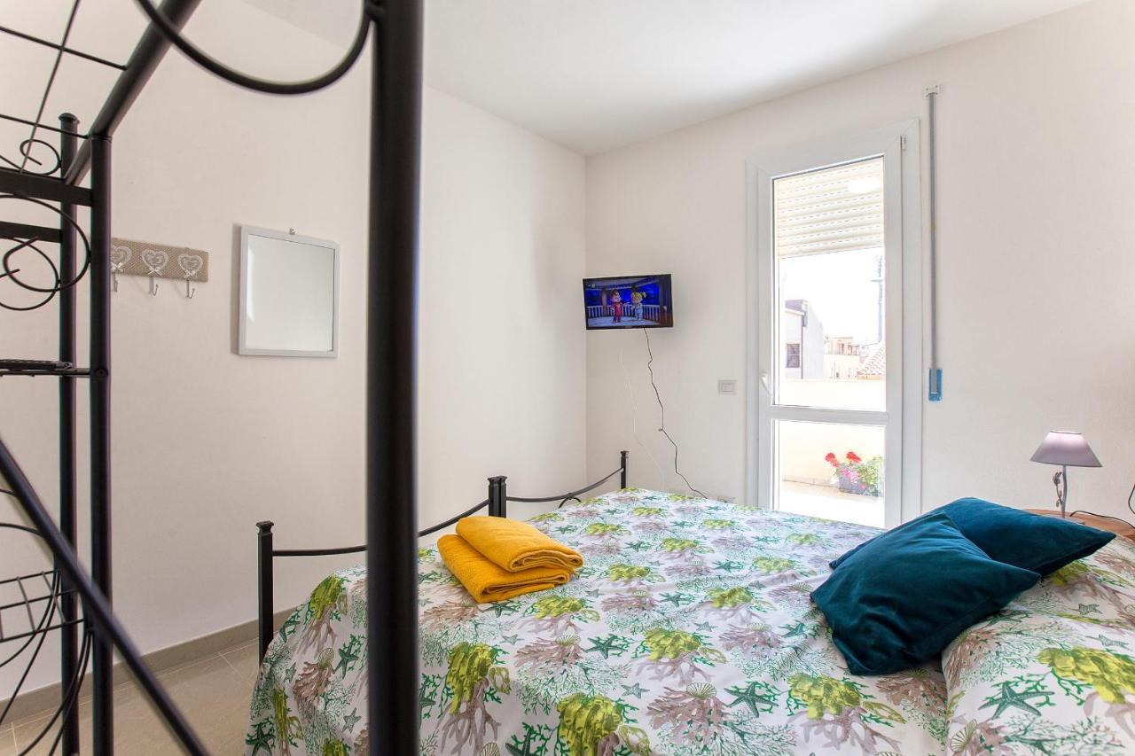 Il Giardino Fiorito Casa Vacanze Alghero Bagian luar foto