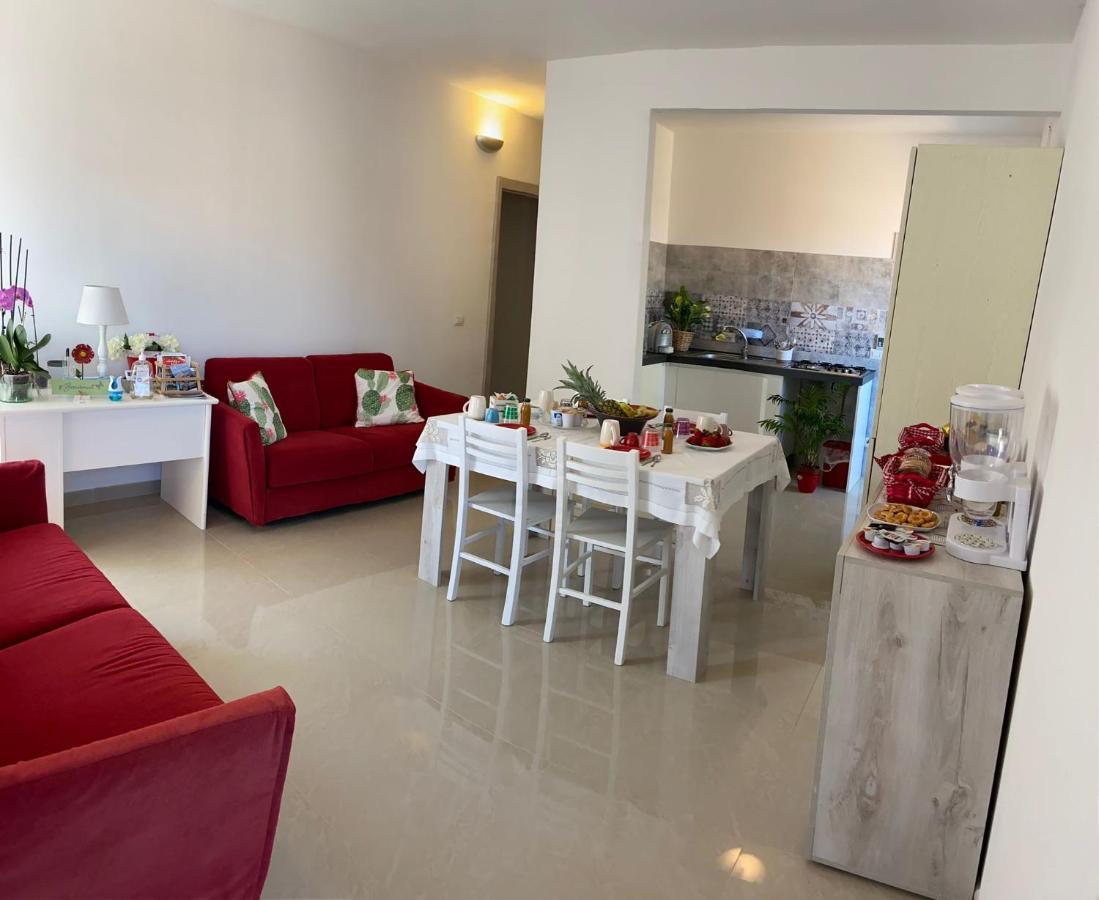 Il Giardino Fiorito Casa Vacanze Alghero Bagian luar foto